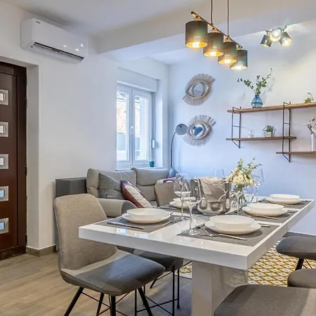 Su Casa - At Oldtown *